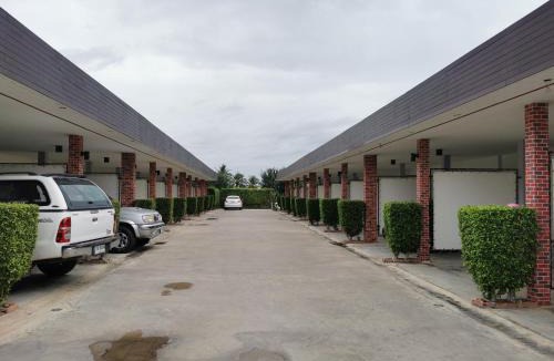 Kao Yai Hotel | Happy Field Resort