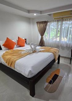 Na Chom Thian Hostel | Hello Jomtien