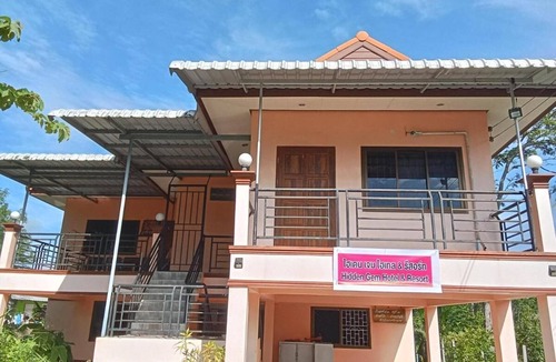 Thung Song Hostel | Hidden Gems