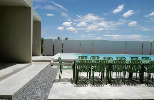 Pak Chong Villa | holiday fever x the pool