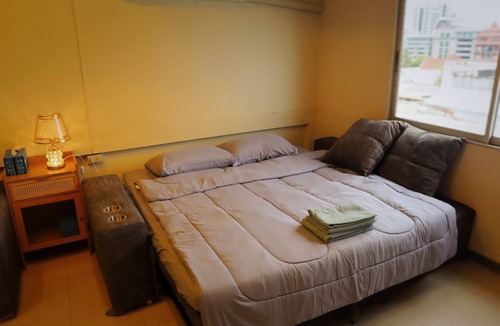 Thung Maha Mek Apartment | Holy Hosteln420 Friendly