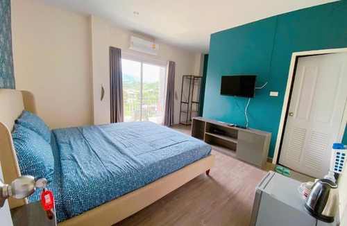 Khaem Son Hotel | Holy Loft