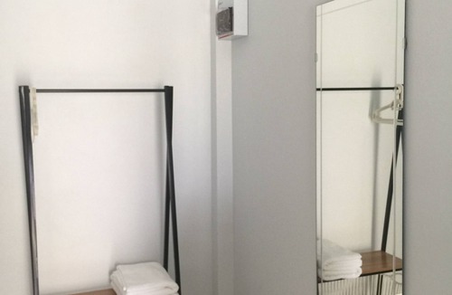Chonburi Hotel | HomeMi Houses Homestay