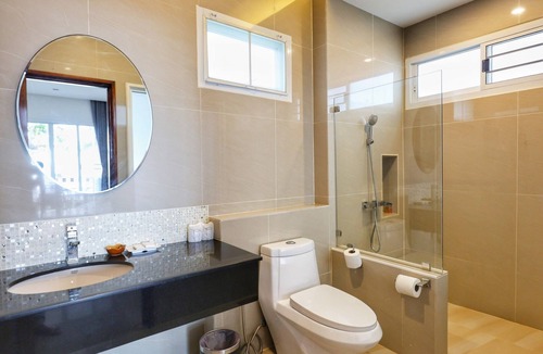 Nuea Khlong Hotel | Horizon Beach Resort Koh Jum