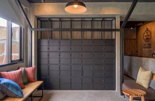 Khlong San Hostel | Hostel ∙ 8 guests