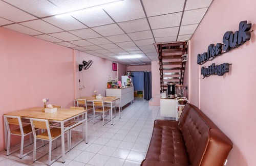 Ayutthaya Hostel | Hostel ∙ 8 guests