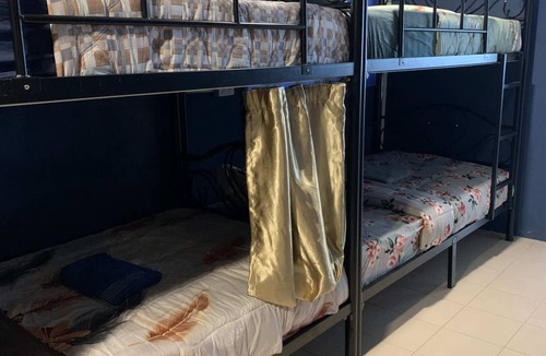 Wat Bowon Niwet Hostel | Hostel ∙ 8 guests