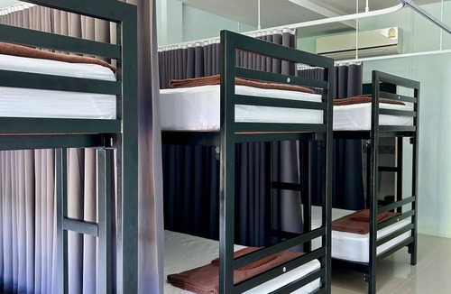 Khlong Sok Hostel | Hostel ∙ 8 guests