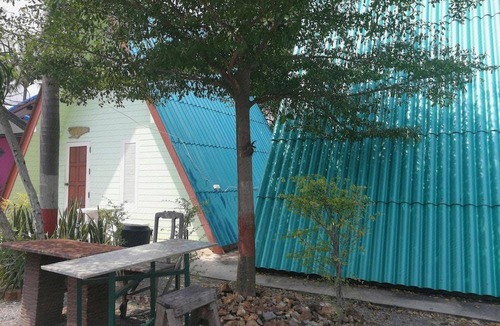 Phatthana Nikhom Hotel | Hotel ∙ 3 guests