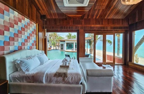 Khanom Hotel | Hotel Villa Aokhanom Beachfront