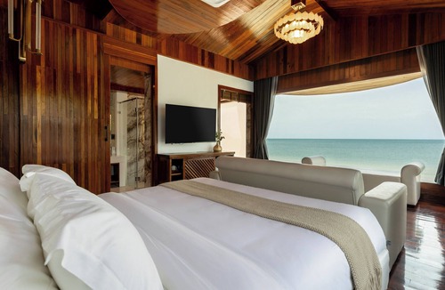 Khanom Hotel | Hotel Villa Aokhanom Beachfront