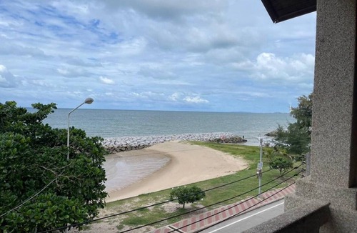 Noen Phra House | House ∙ 4 bedrooms ∙ 11 guests