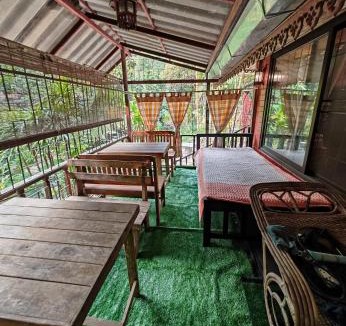 Luang Nuea House | House in the Forest