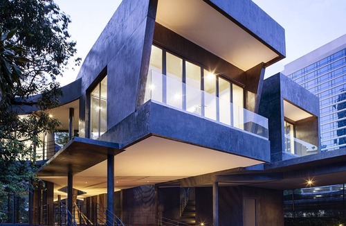 Khlong Tan House | House of Grey - Luxury Pool Villa