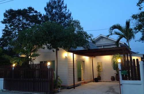 Hat Chao Samran House | House on Haad Chao Samran (Pak-Bon)