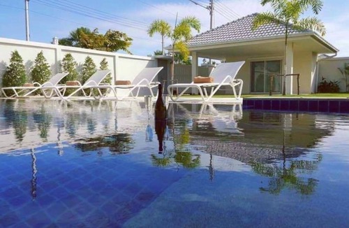 Ban Nong Sadao Villa | Hua Hin Pool Villa with 4 Bedrooms (L50)