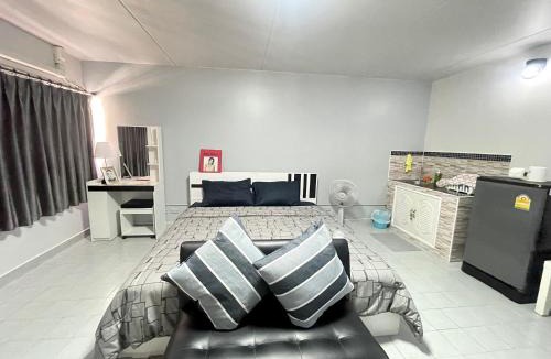 Ban Mai Apartment | Impact Arena C3 Milo