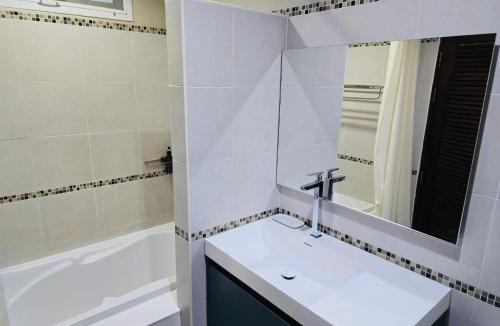 Chonburi Hotel | J Park Hotel - SHA Extra Plus
