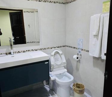 Chonburi Hotel | J Park Hotel - SHA Extra Plus