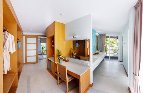 Khao Lak Villa | Jacuzzi Villa in Khao Lak with a romantic outdoor Jacuzzi JV#1
