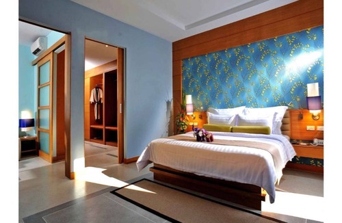 Khao Lak Villa | Jacuzzi Villa in Khao Lak with a romantic outdoor Jacuzzi JV#20