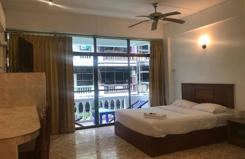 Jomtien House | Jellyfish Hostel