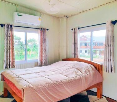 Lampang House | Jira Hotel เรือนรับรอง