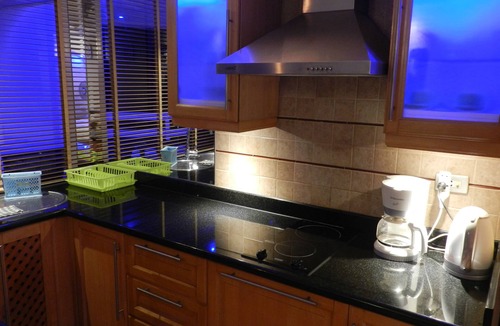 Jomtien Apartment | Jomtien PLAZA Condotel. Front the sea, sleeps 4