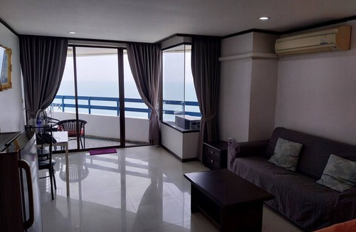 Jomtien Apartment | Jomtien PLAZA Condotel. sleeps 3