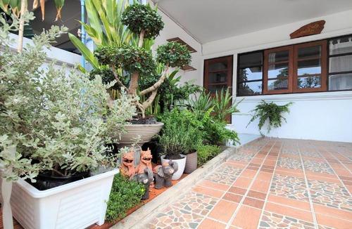 Ban Waen Apartment | Journey 2 House