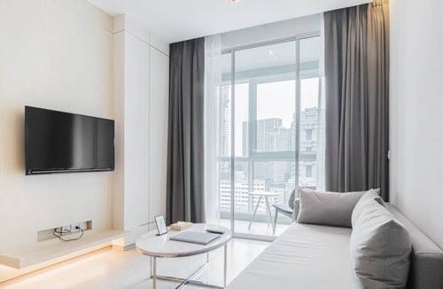 Sukhumvit Apartment | Junior Suite-Cozy and Delicate near BTS Thonglor 舒适精致房近通罗天铁站 U9