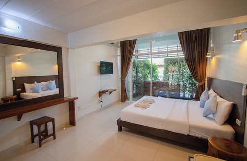 Khlong Wan Hotel | Kalla Pangha Resort