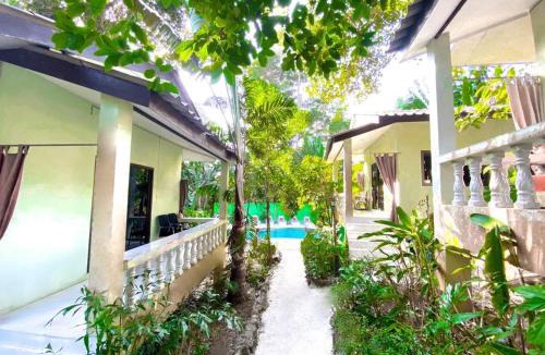 Bai Lan Resort | Kamrai Homestay