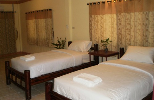 Mae Sai Hotel | Khunnam Rimtarn Resort