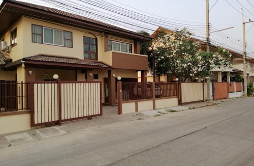 Ban Pong House | Kim​ banpong
