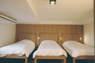 Wat Ket Hostel | Koenji Guest House & Bar Chiang Mai