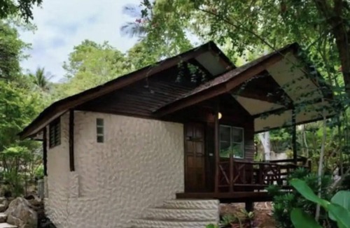 Koh Tao Cottage | Koh Tao Deluxe cottage (Triple) A/C with ABF