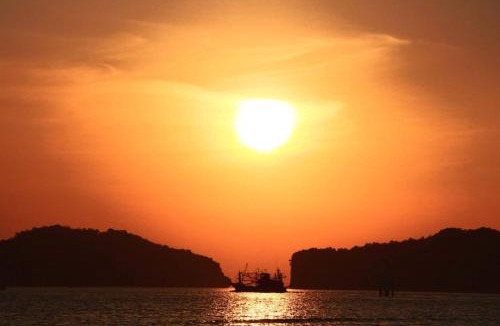 Pak Nam Hotel | Krajomsai Resort เจ้าของมุสลิมห้ามดื่มแอลกอฮอล์