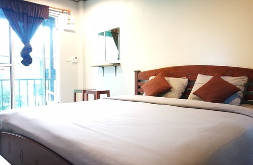 Sangkhla Buri Hotel | Kru Guesthouse