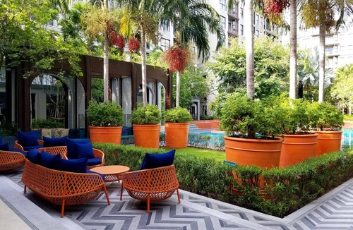 Khao Takiab Condo | La Habana Condo1 BR 4 guests, 3 min walk to Beach,easy to go Cicada Market .,