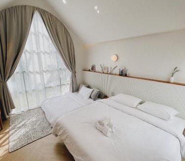 Kamphaeng Phet Hotel | La Kana Boutique Villa