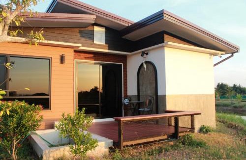 Sikhio Resort | Lan Nam Ob Duen ลานน้ำโอบเดือน