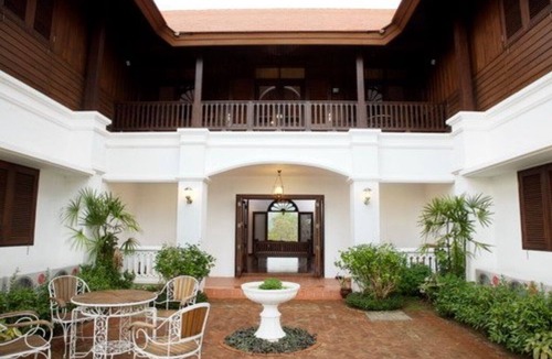 On Nuea House | Lanna Hill House. Beautiful Chiang Mai serviced pool villa in stunning location.