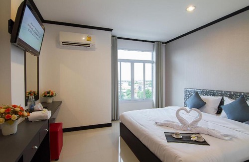 Mak Khaeng Hotel | Leelawadee Grand Hotel
