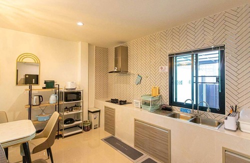 Nong Chom Villa | LidaPoolVilla ChiangMai