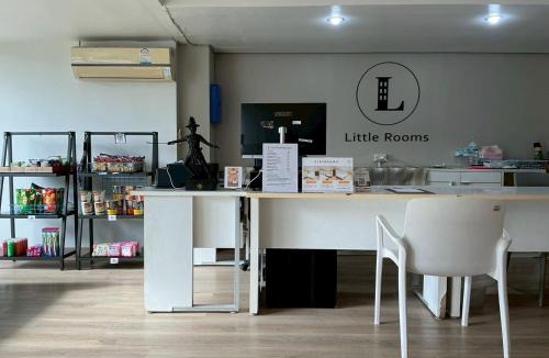 Chanthaburi Hotel | Little Rooms