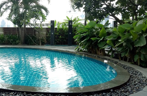 Chong Nonsi Condo | Location at the center of Bangkok. Convenient to travel around city.
