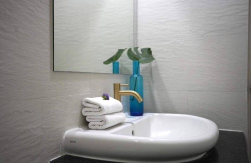 Chaweng City Center Hotel | LOVE Beach Club