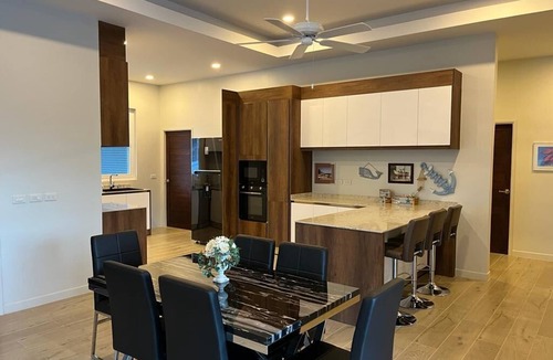 Sam Roi Yot House | Lovely 3 bed, 2 bath, private swimming pool, fully equipped kitchen, AC, garage
