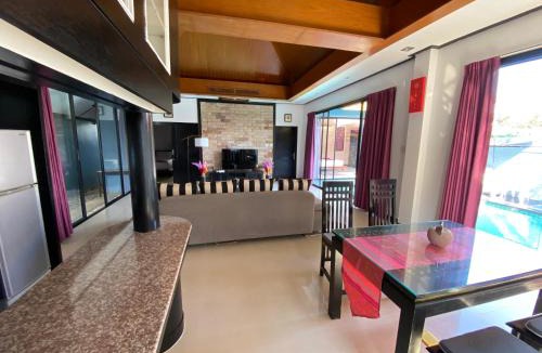 Chalong Villa | Lris villas